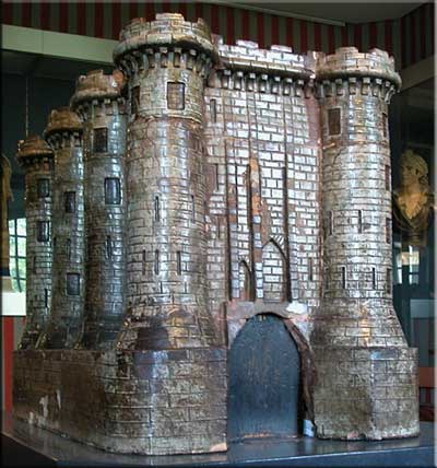 Poële céramique en forme de Bastille (musée Carnavalet)